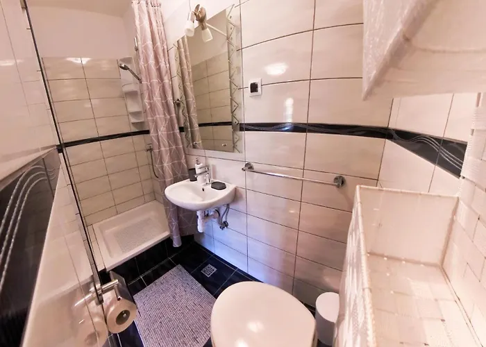 Dado Apartment Makarska