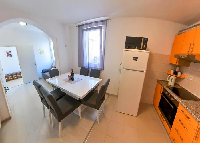 Dado Apartament Makarska